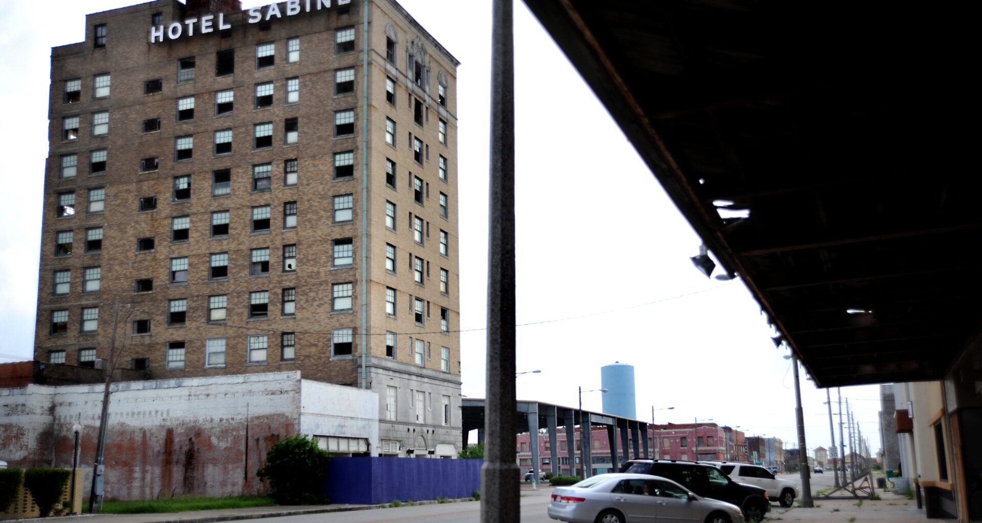 South Texas' abandoned Hotel Sabine gets millions for a comeback