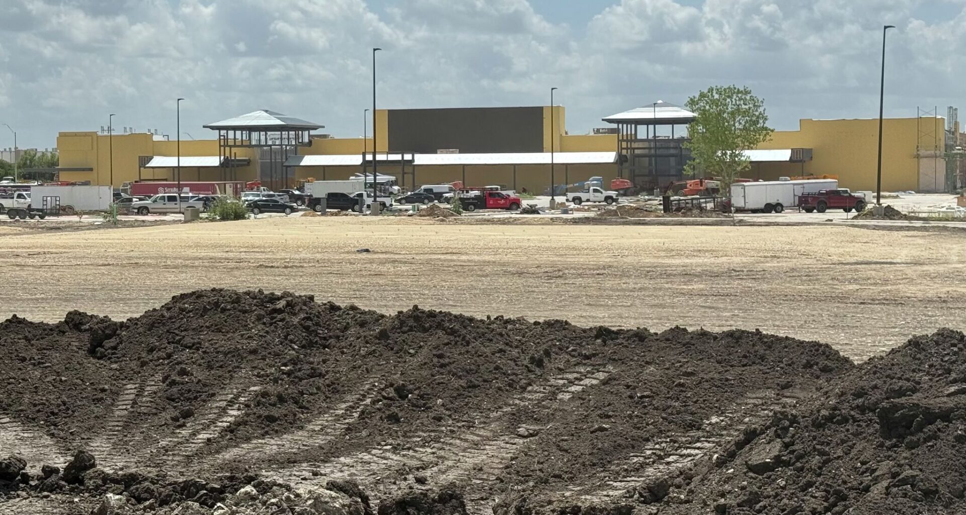 True Texas BBQ lands at San Marcos' massive upcoming H-E-B