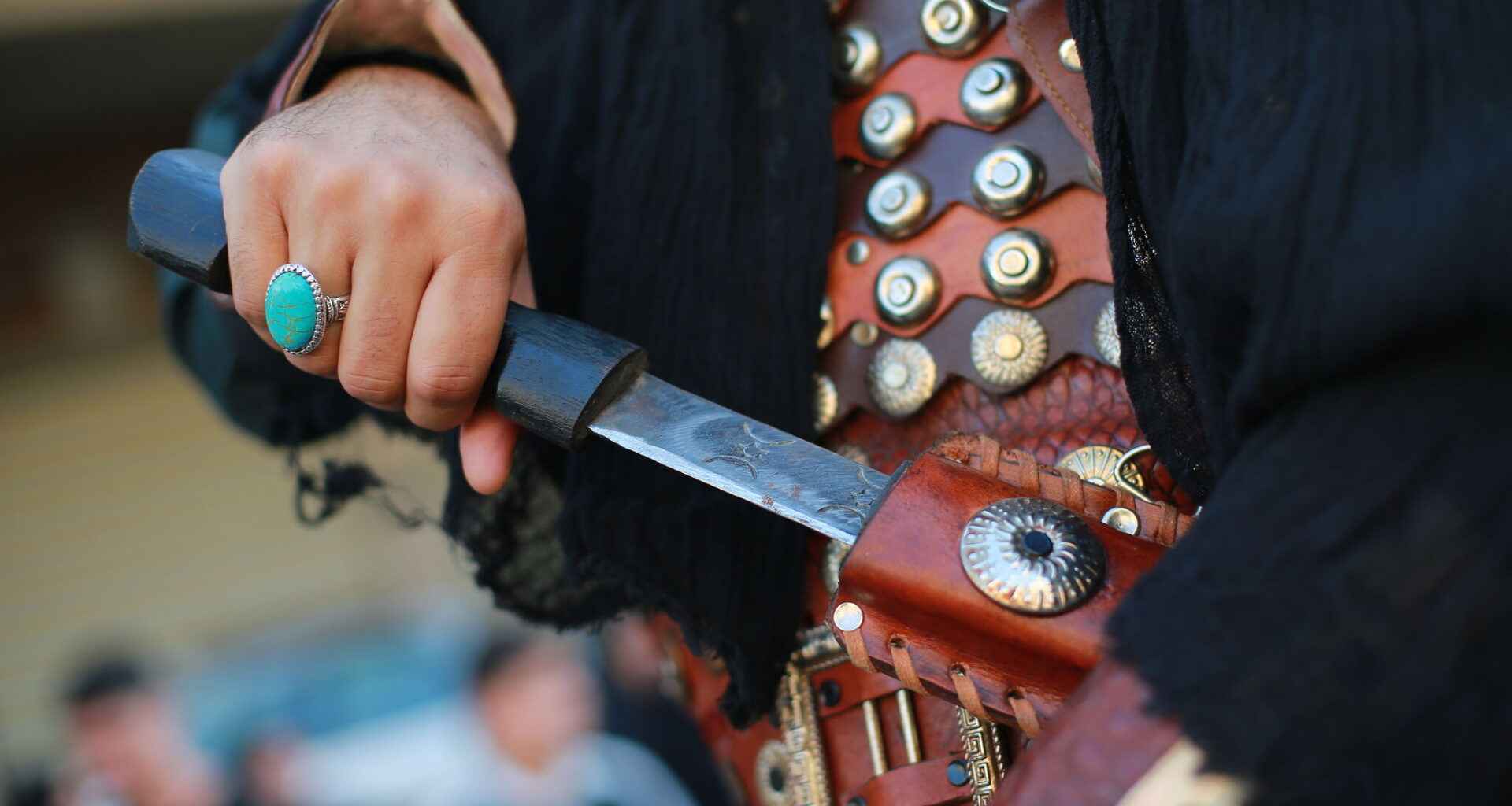Can you legally carry a sword in Texas? Knife laws explained
