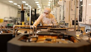 Texas Instruments gets $34M state grant for Richardson semiconductor