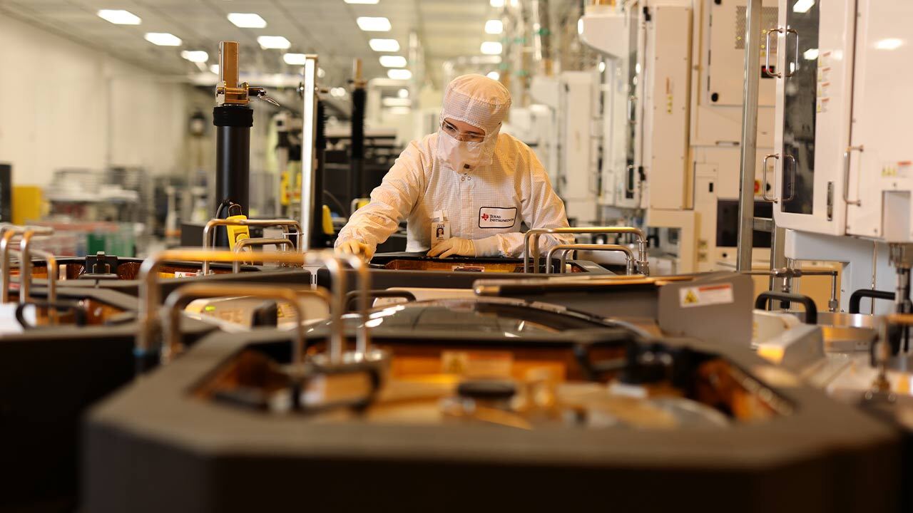 Texas Instruments gets $34M state grant for Richardson semiconductor