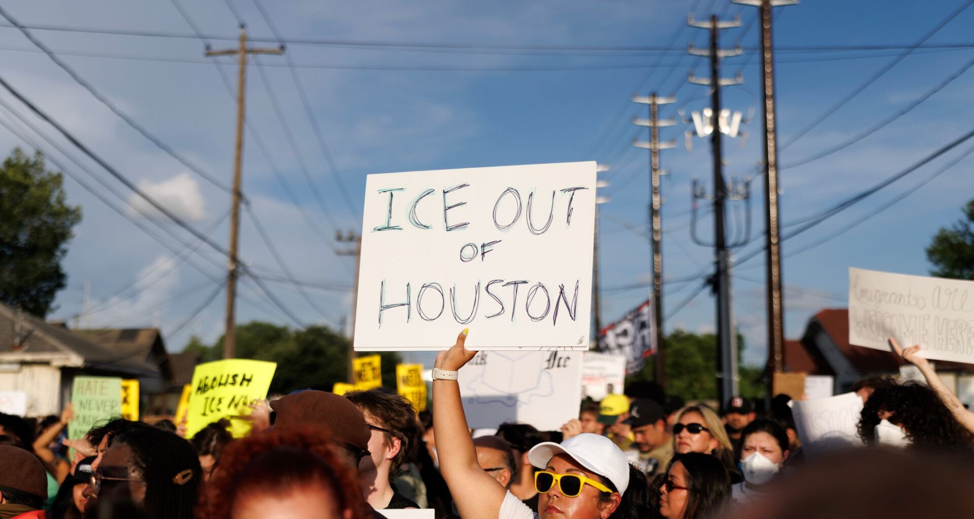 Fatal shooting during Houston traffic stop renews public scrutiny of ICE