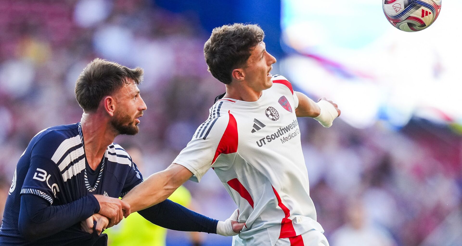FC Dallas signs forward Logan Farrington to contract extension