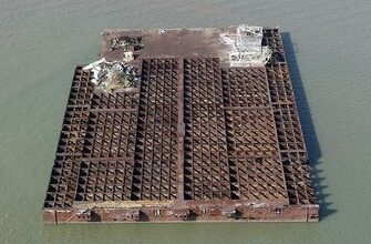 Abandoned dry dock off Port Bolivar set for removal in $3.8M project