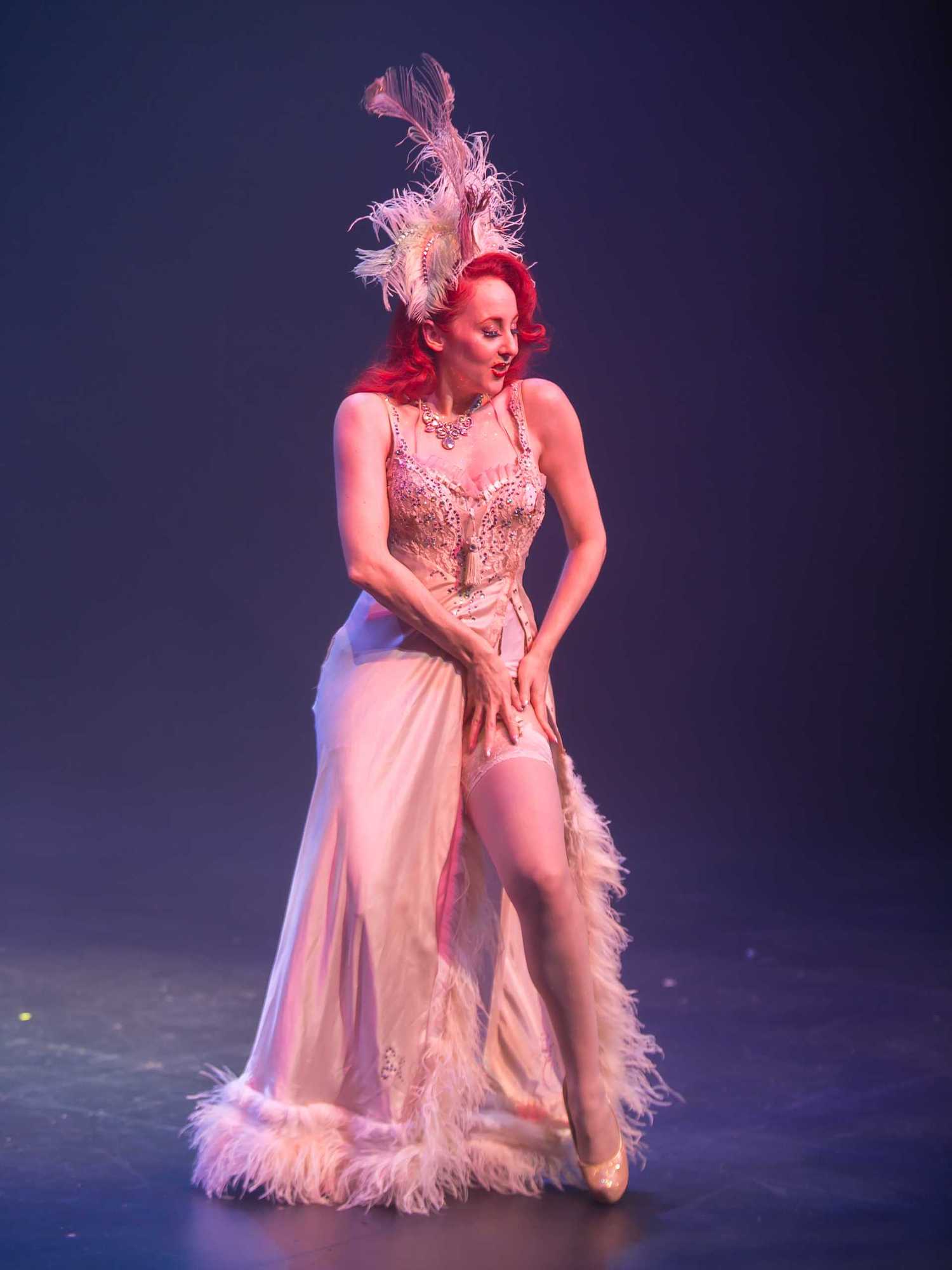Ruby Joule Jigglewatts Burlesque Revue