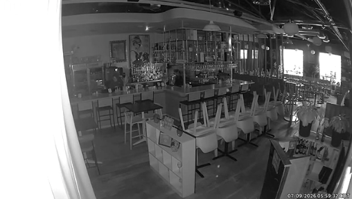 Masked burglars break into 2 Houston restaurants in East Downtown