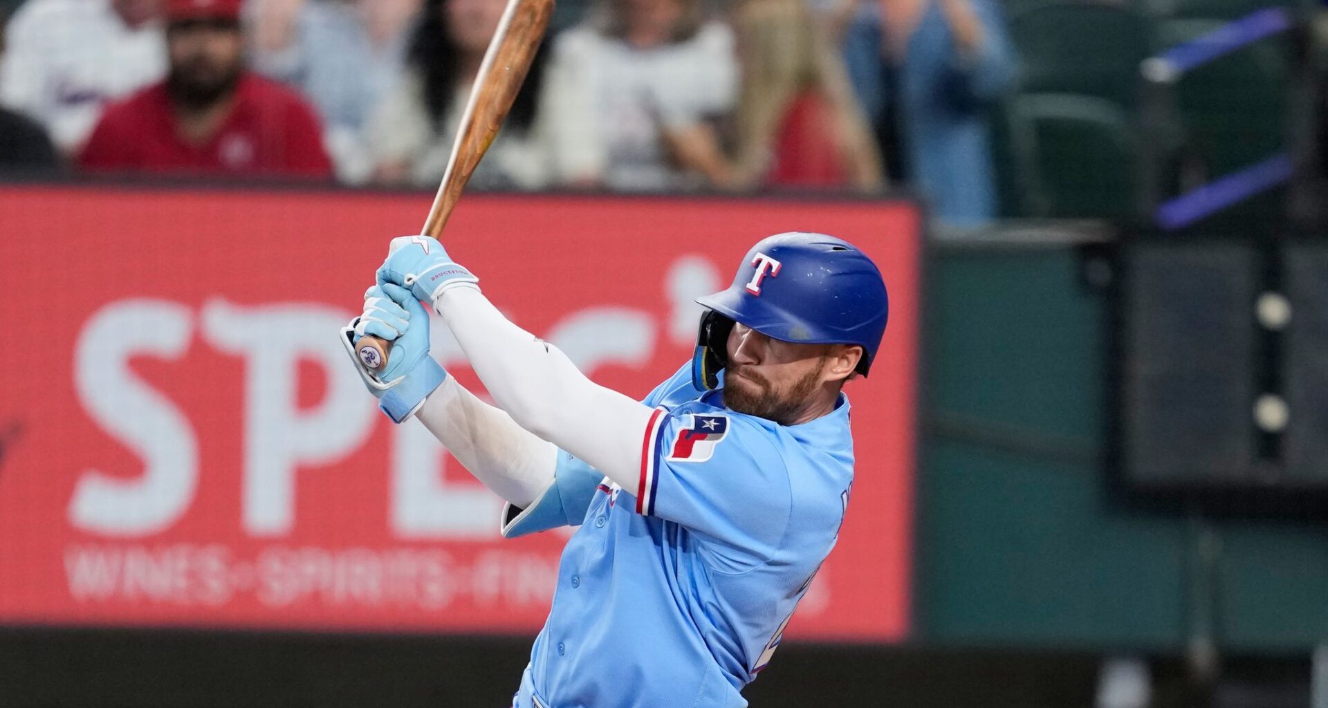 Nimmo's walk-off single gives Rangers 6-5 win over Astros and winning record at All-Star break
