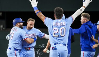 Rangers' win over Astros encapsulates Schumaker's player-led culture