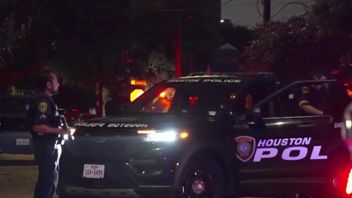16-year-old critically injured after possible shootout in Houston's Montrose area