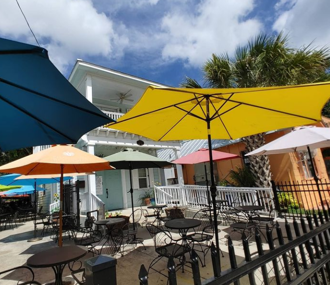 A popular coffee house staple in the Tobin Hill area is now closed.