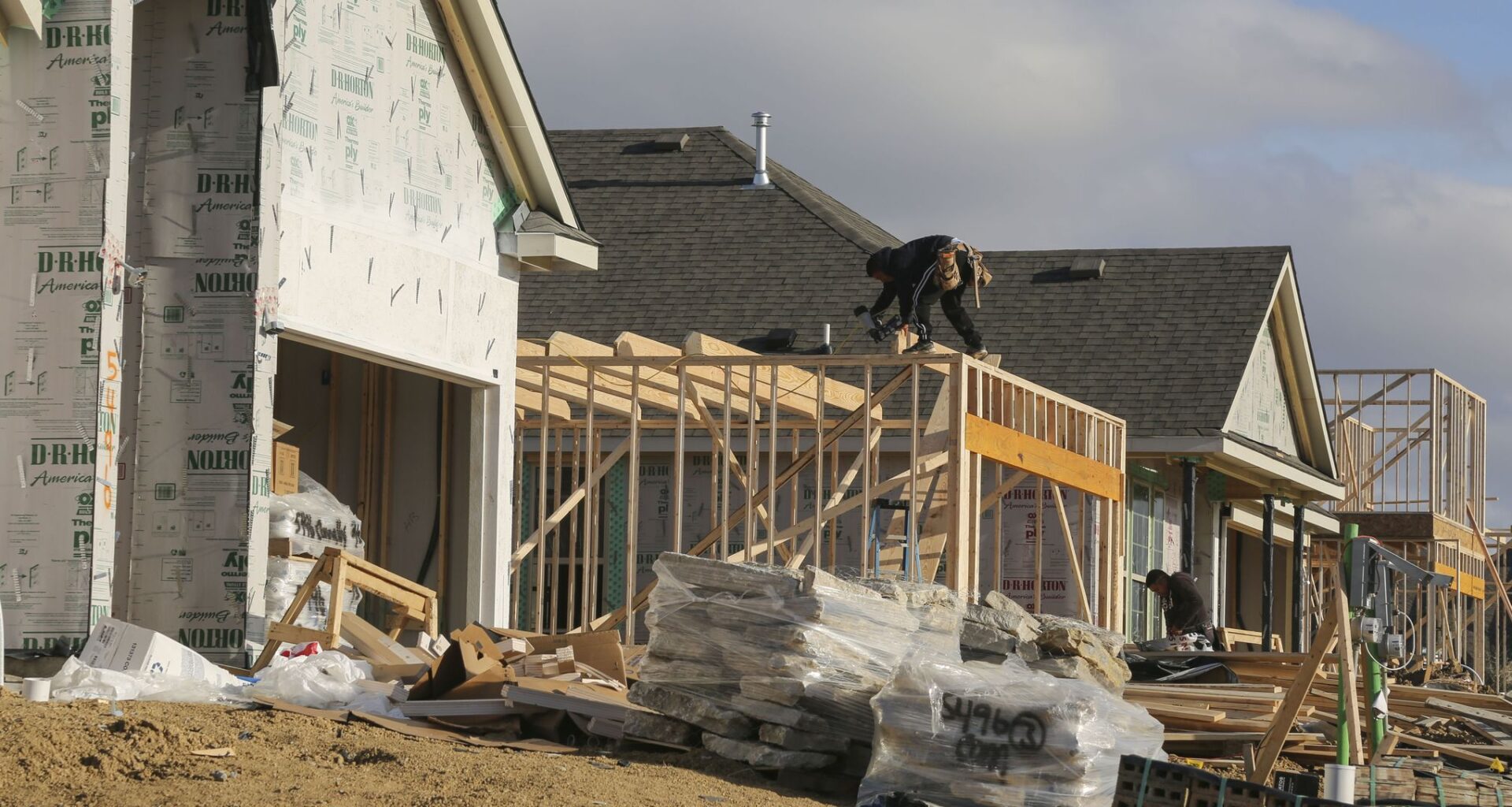 “I’ll take it”: D-FW homebuilding subdued in spring as mortgage rates