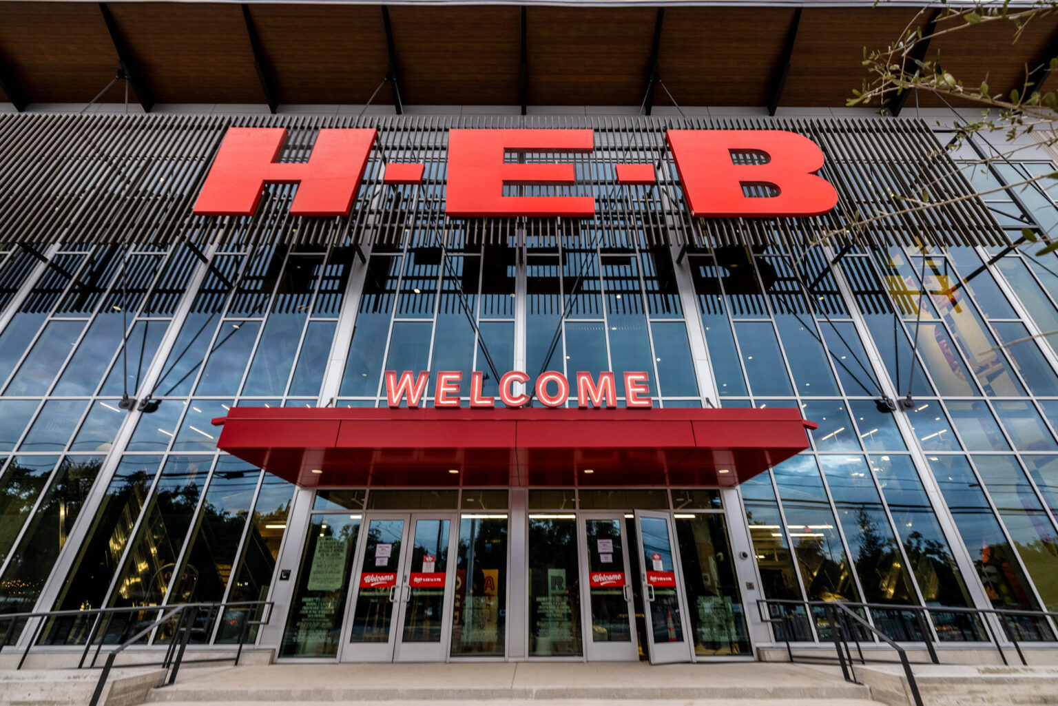 H-E-B near San Antonio sells $20M Texas Lottery ticket