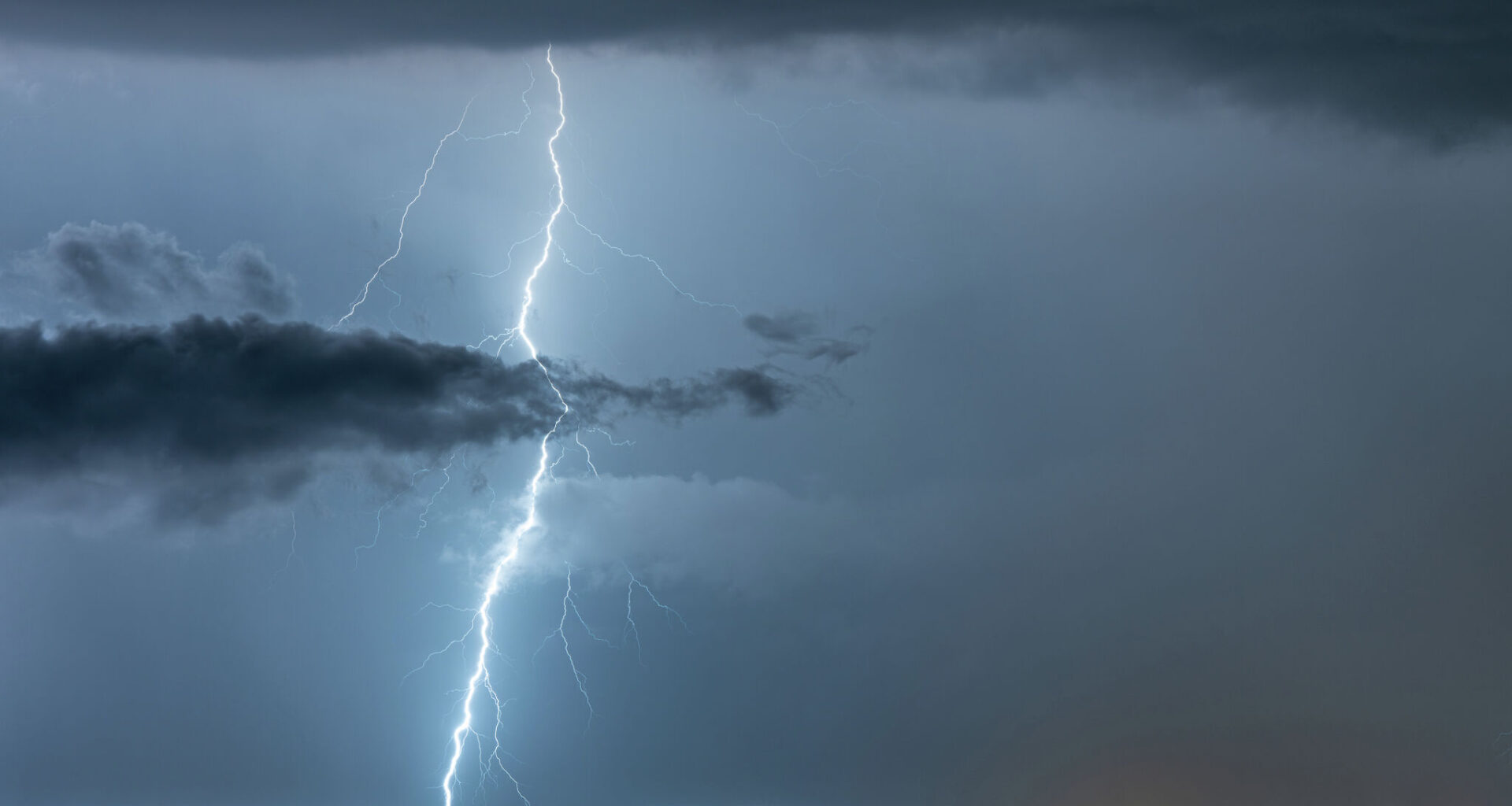 Tornado warning issued for Frio County and Medina County