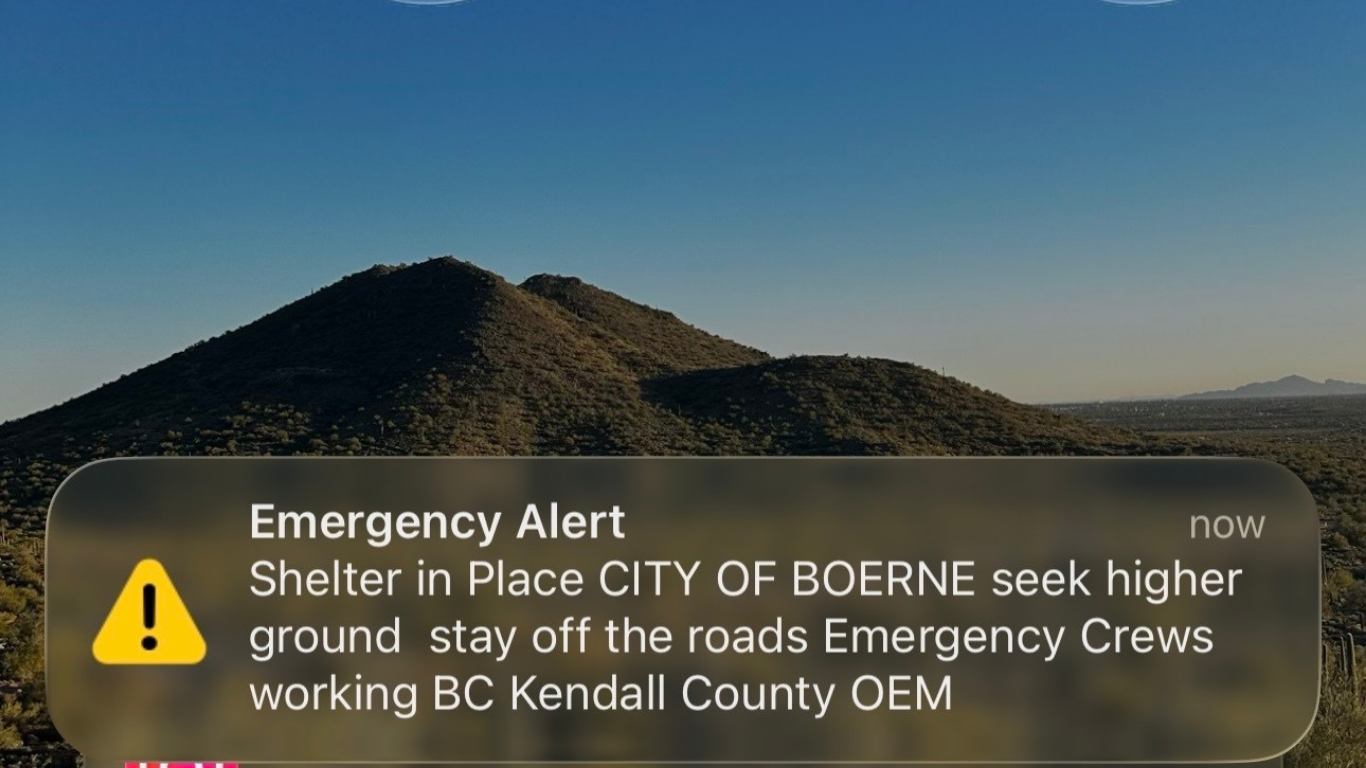 Boerne evacuation, shelter-in-place alerts issued amid flooding