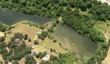 Two dead after kayak capsizes in private Fort Worth pond