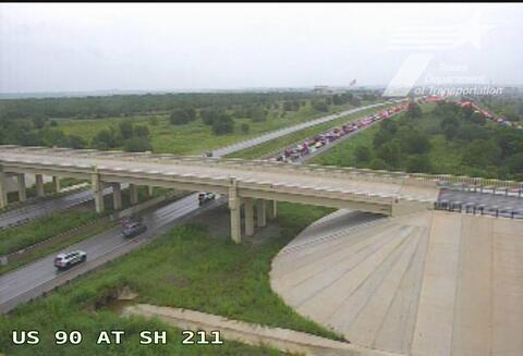 U.S. 90 crash near San Antonio closes eastbound lanes