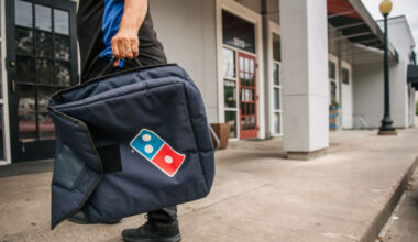 Domino's faces lawsuit over stabbing by Houston delivery driver