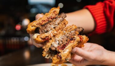 Dallas chain Logan’s Roadhouse adds surprising Uncrustables burger 
