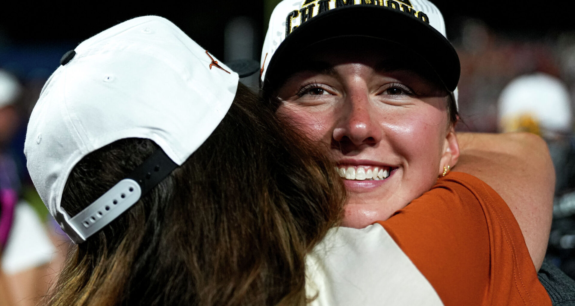 Texas softball, UT women's sports take spotlight at ESPYs