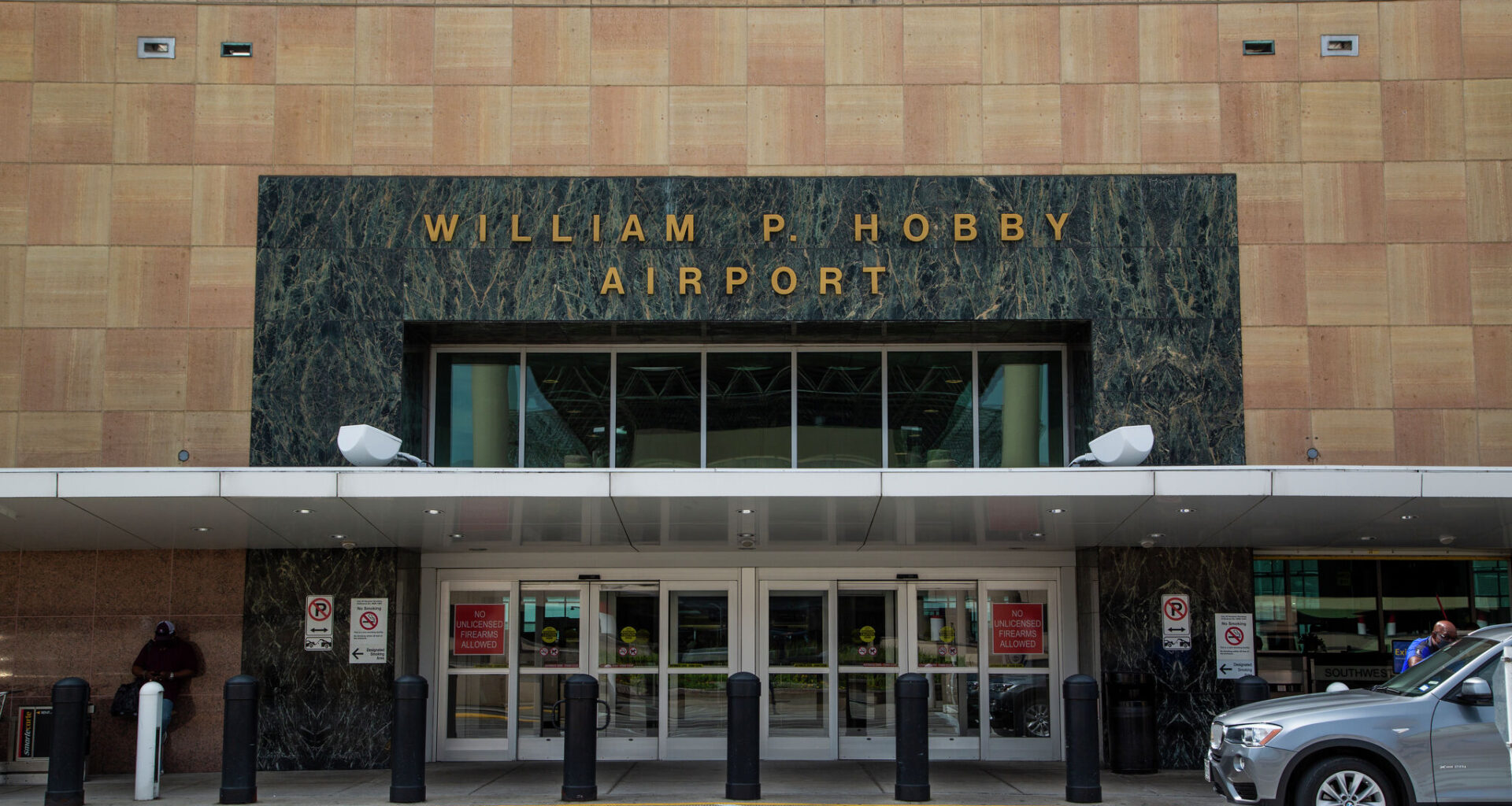 Houston teen's ICE detention at Hobby Airport sparks outcry