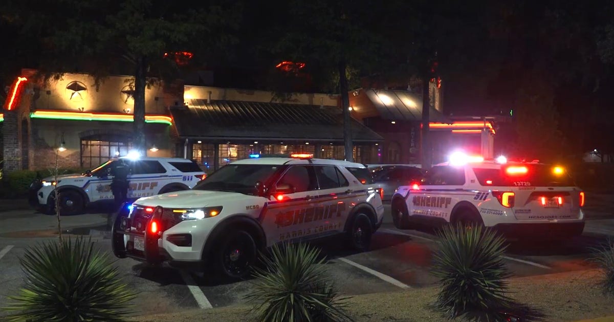 18-year-old killed, family member injured in shooting outside north Harris County cantina