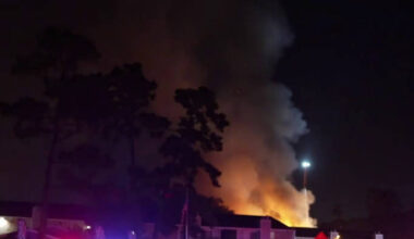 1 dead, several injured in apartment fire in Spring