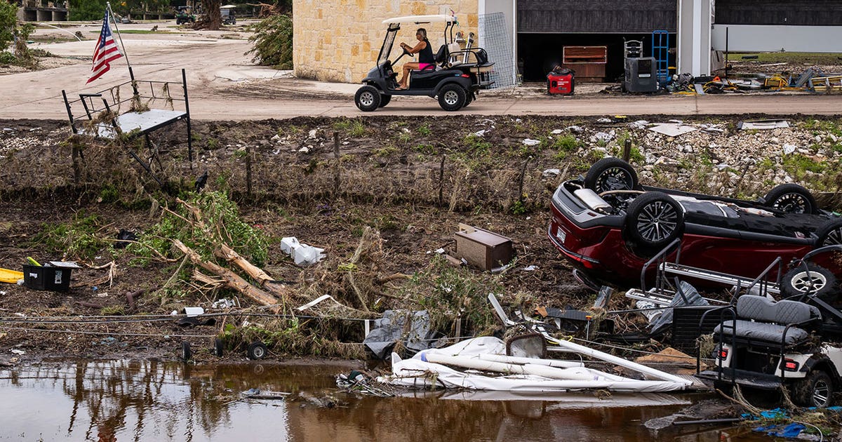 Nearly 700 homes, businesses damaged by Texas floods in 3 counties, Abbott says