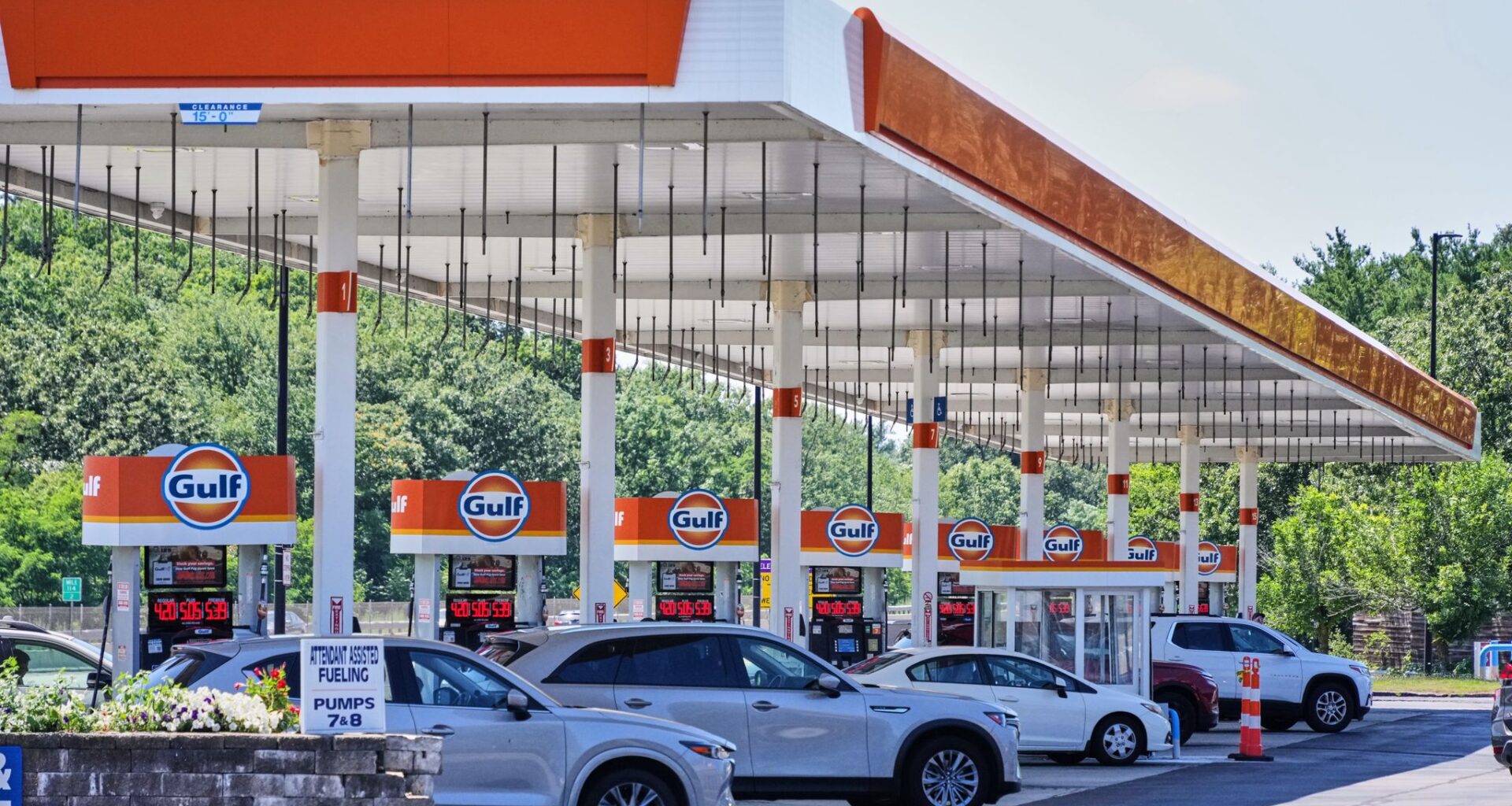 Gas prices climb above $3.50 in Austin and San Antonio