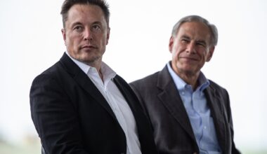Elon Musk pumps nearly $5M into Texas GOP, Abbott campaign