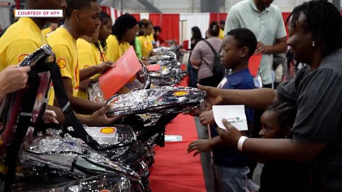 16th annual Mayor’s Back 2 School & Health Fair brings free supplies, screenings to Houston families