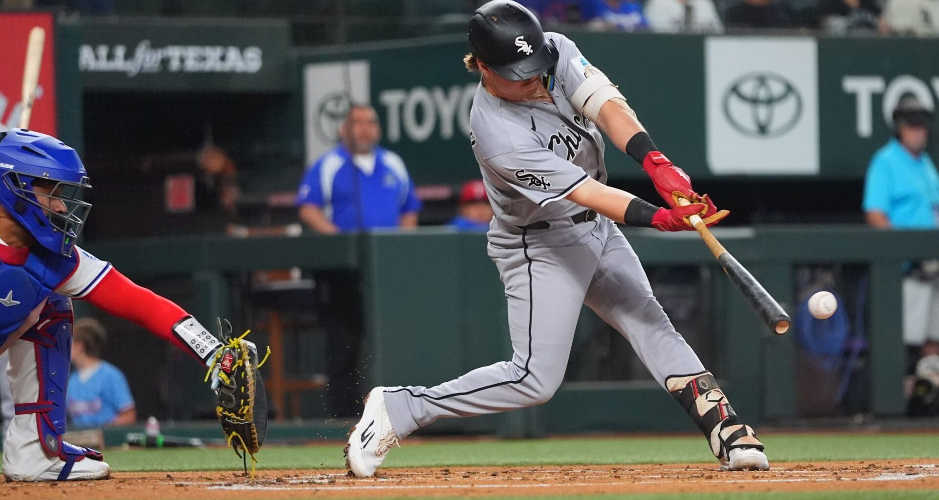 Meidroth and Benintendi have a pair of RBI singles apiece as White Sox beat Rangers 4-2