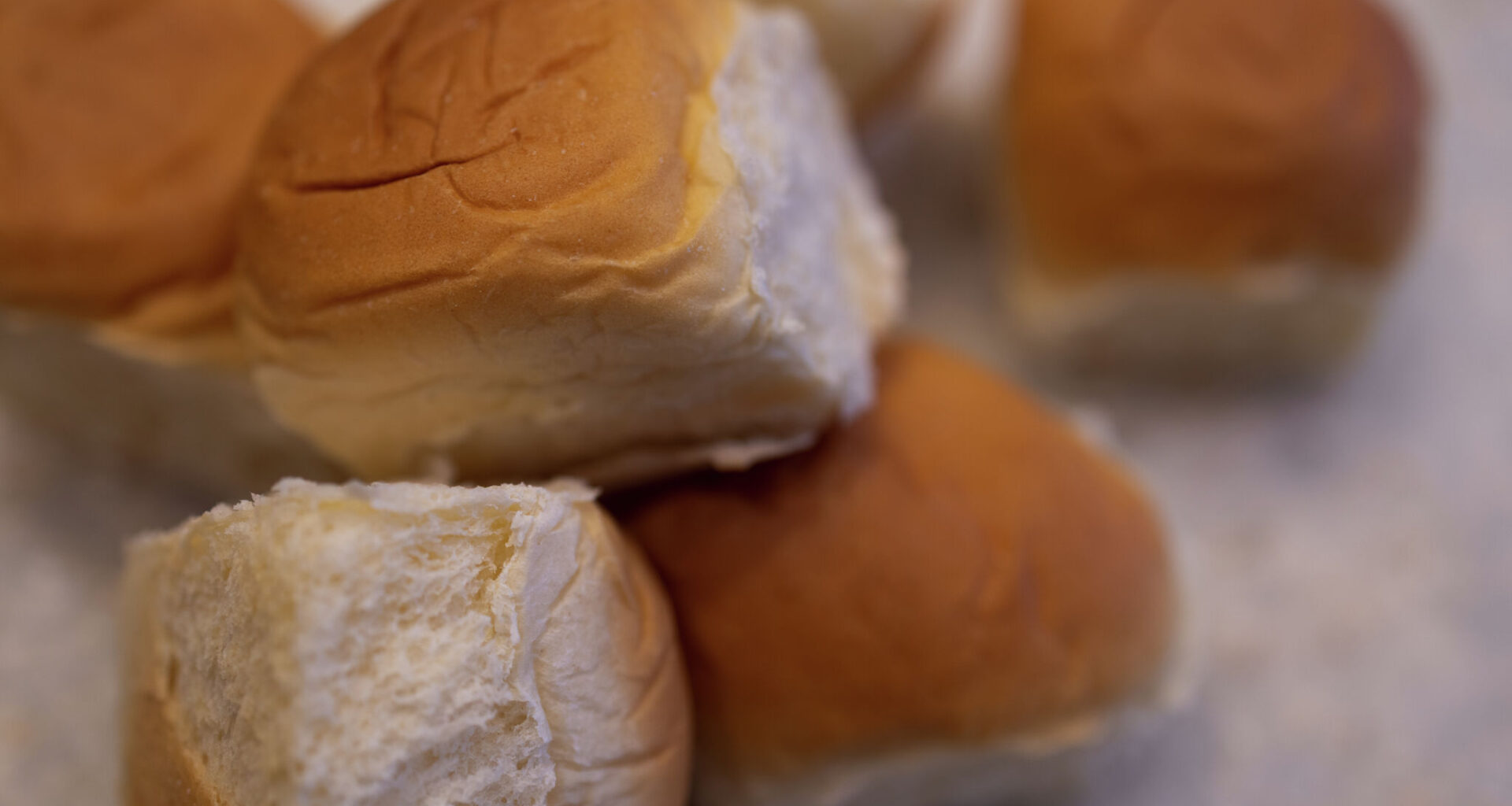 Glass found in Pillsbury bread rolls sparks recall in several states, including Texas.