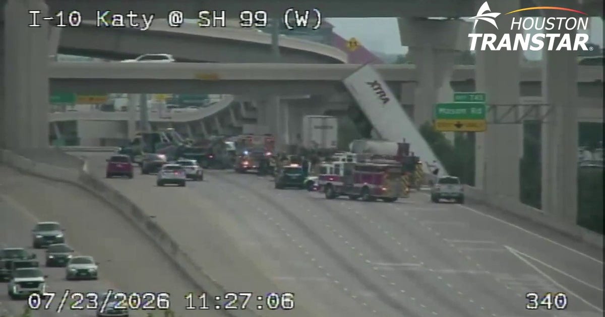 Houston traffic: 18-wheeler falls from Katy Freeway near SH-99