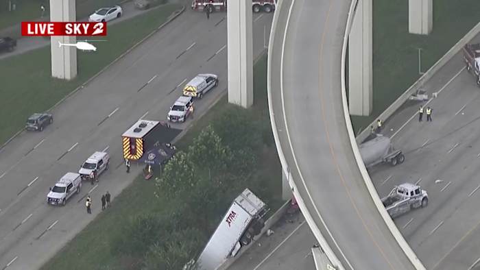 2 injured in crash that left 18-wheeler hanging over I-10 overpass near SH-99