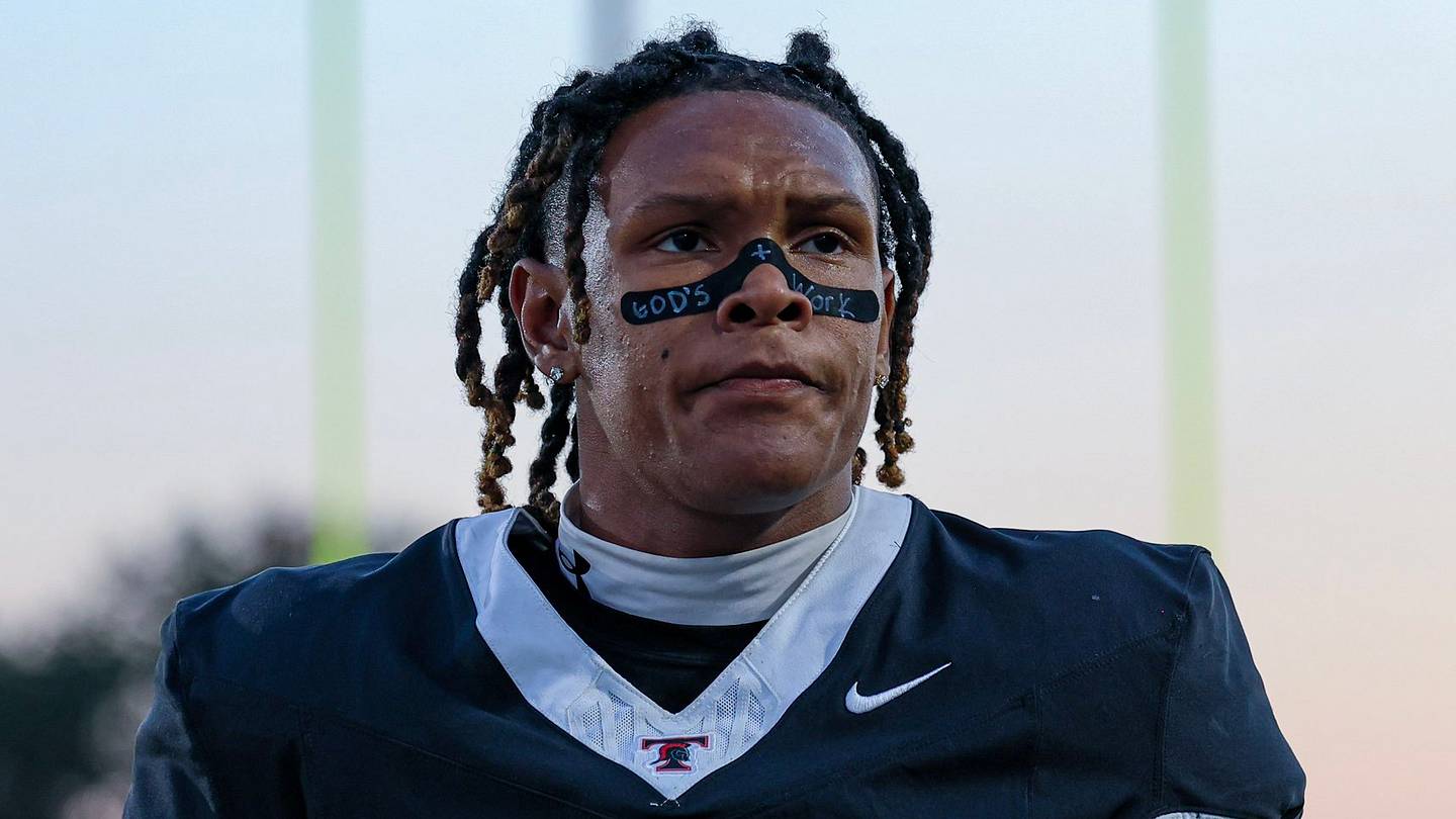 Texas Longhorns Depth Chart After Surprise Addition of John Meredith III