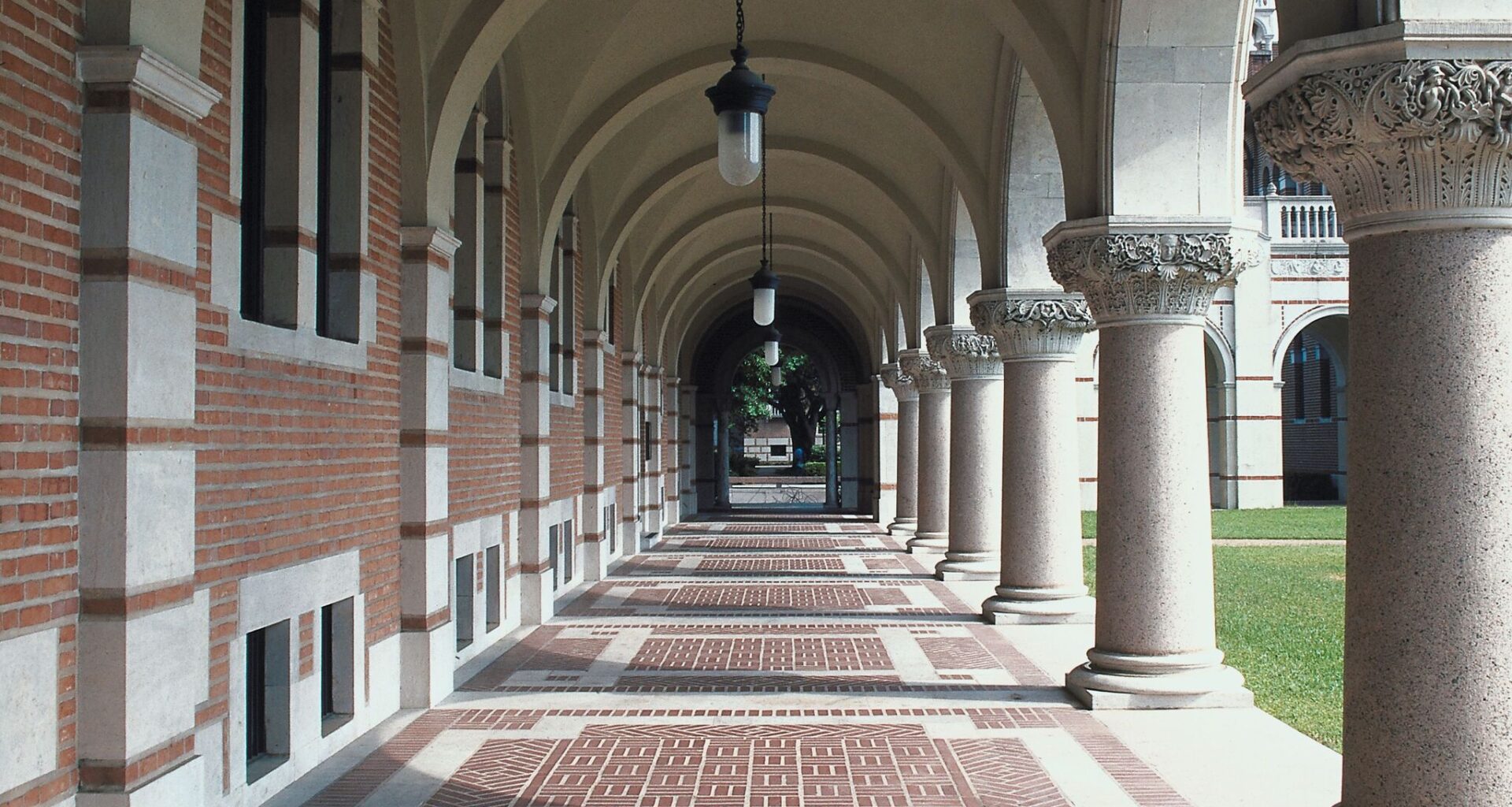 Houston university expands popular food writing class this fall