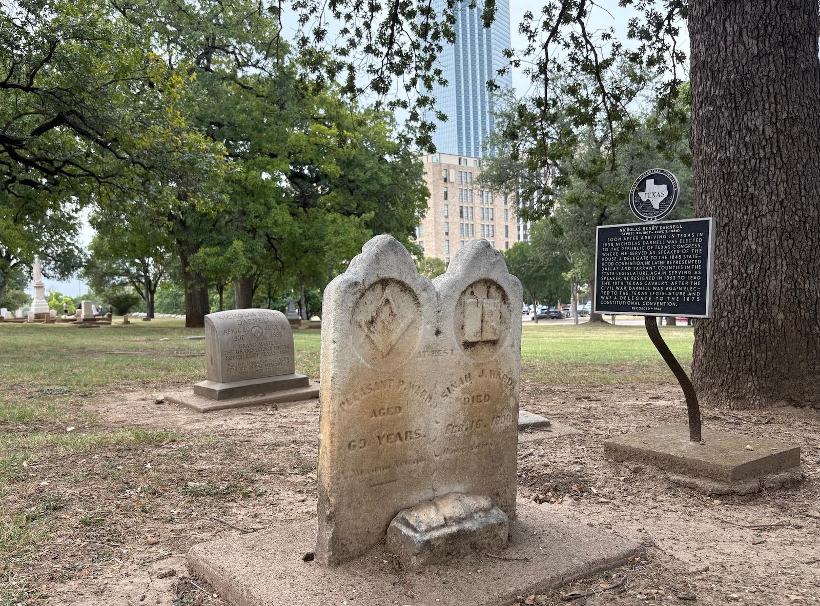 downtown dallas cemetery