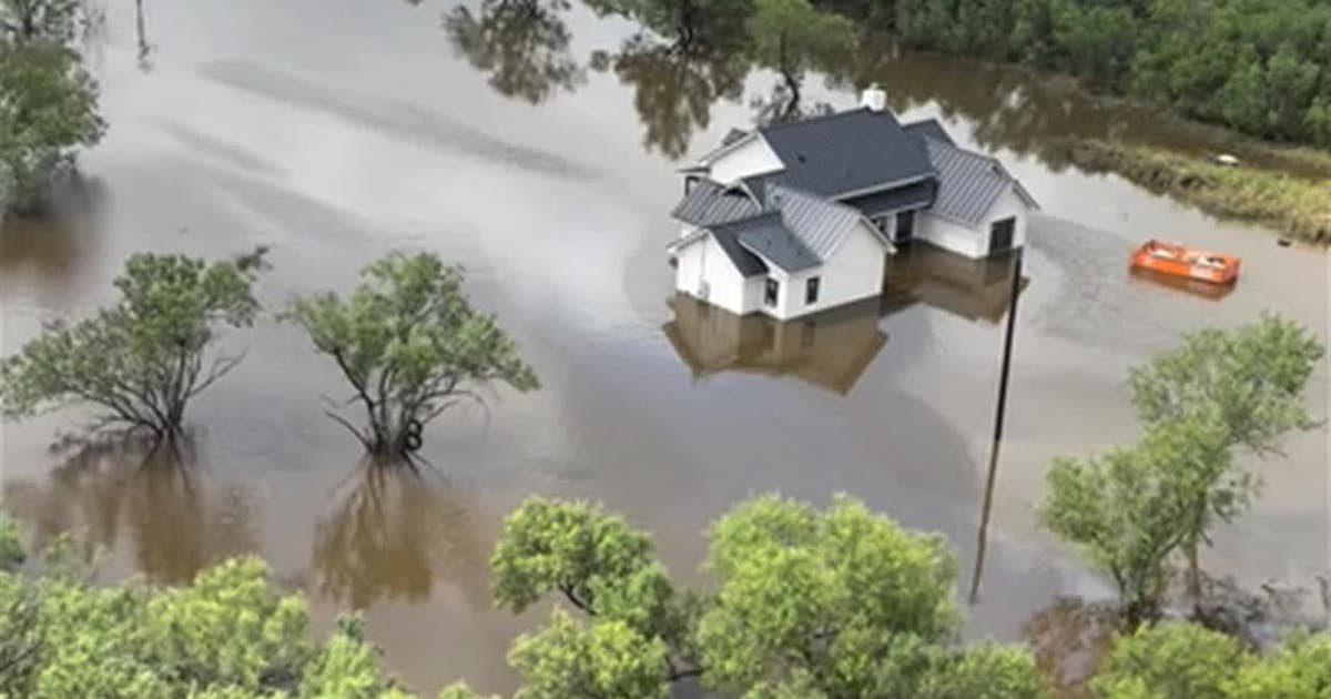 Gov. Abbott surveys air view of devastating South Texas flooding