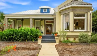 An eclectic Victorian for sale in Lavaca was built by the Lone Star Brewery's architect