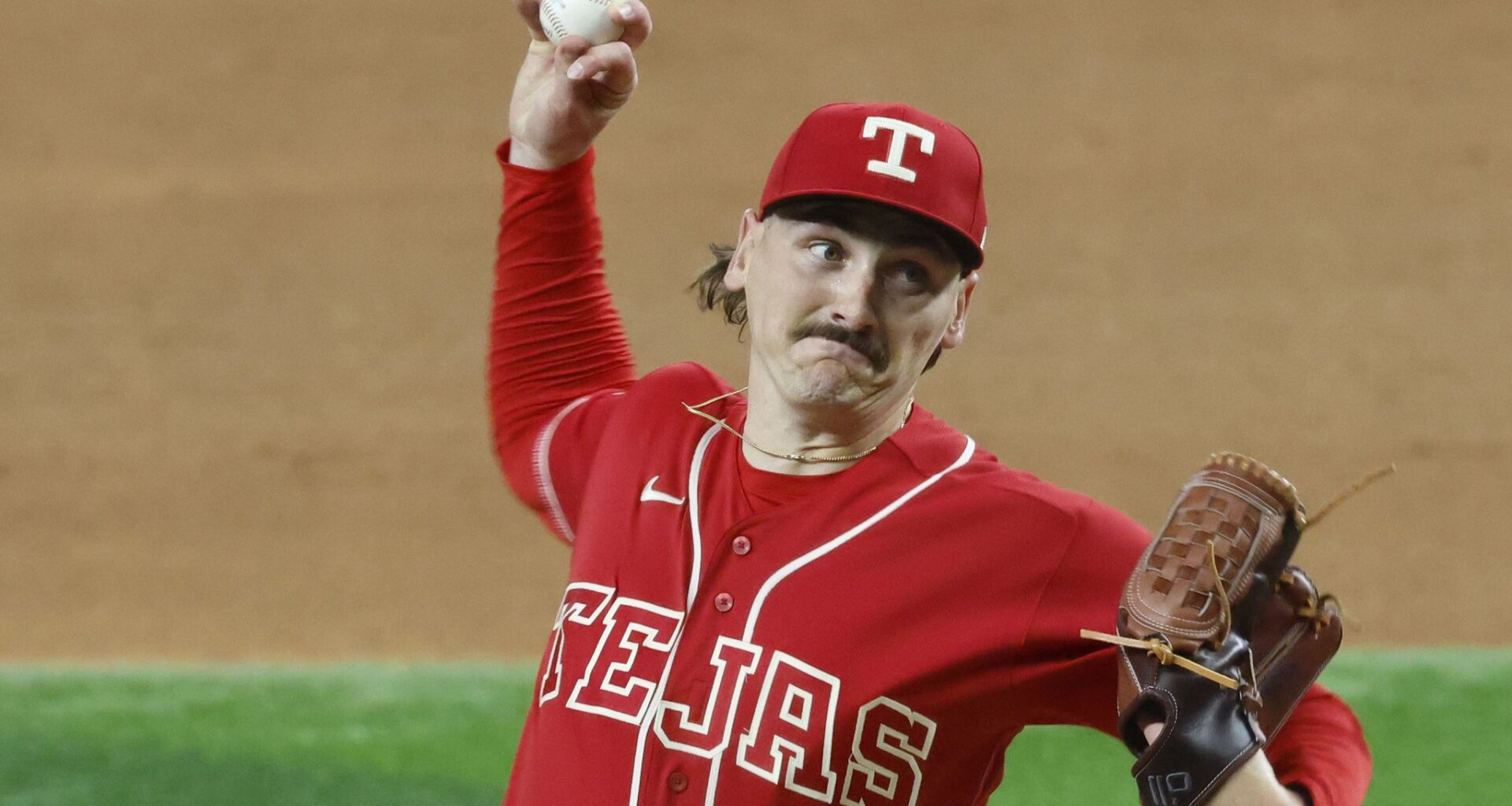 How Rangers' bullpen slammed door on Mariners and set itself up well