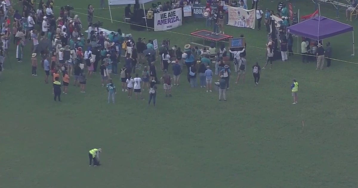 Groups gather in Houston for rally, march calling for end of ICE