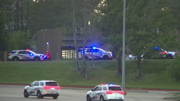 1 hospitalized, 1 detained after reported shooting at Deerbrook Mall in Humble