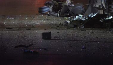 Driver dies in east Houston after crashing into 18-wheeler