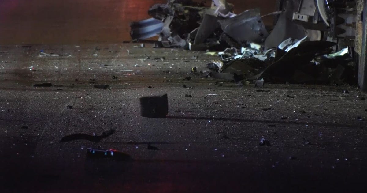 Driver dies in east Houston after crashing into 18-wheeler