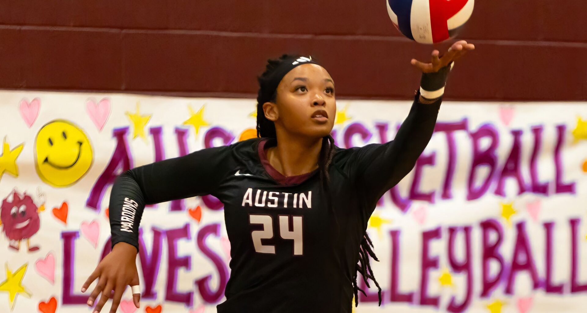 Camille Presley: Austin High star joining Texas volleyball in 2026