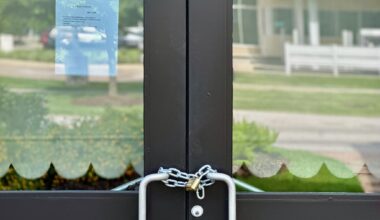 Embattled Texas restaurant to relocate after lockout