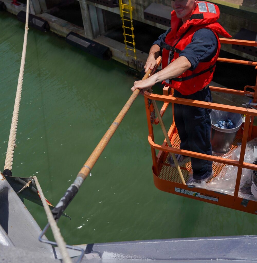 USS Cooperstown Conducts In-Port Operations at Corpus Christi, Texas.