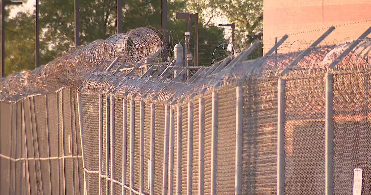 Scammers target families of Dallas County inmates, demanding payment for fake early release
