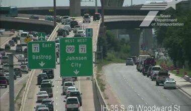 Motorcycle death on I-35 sparks heavy traffic delays in Austin
