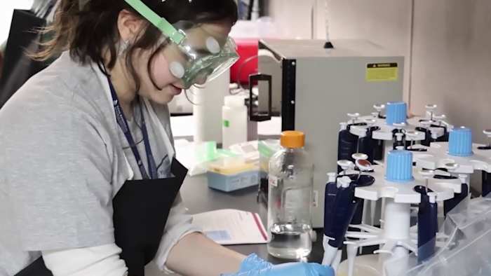 San Antonio high school students participate in hands-on research during summer Texas Biomed program